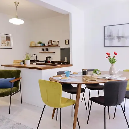 Apartment Monti Spacious 2 Rome