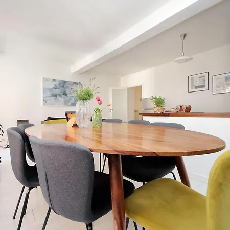 Apartamento Monti Spacious 2 *