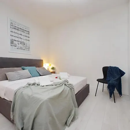 דירה Monti Spacious 2 רומא