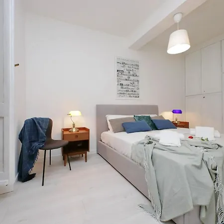 דירה Monti Spacious 2 רומא